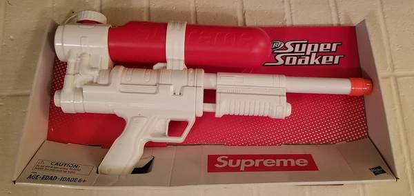 Photo Supreme Super Soaker Water Gun $30