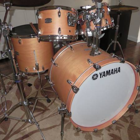 Photo YAMAHA Tour Custom Drum Set - Like Brand New