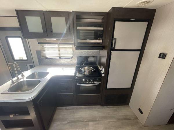 Photo 2020 BUNK HOUSE bumper pull RV by Heartland Prowler travel trailers $4,000