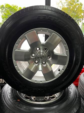 17 Toyota FJ Cruiser OE Wheels (69503)  BS Tires - New Take Off $1,350