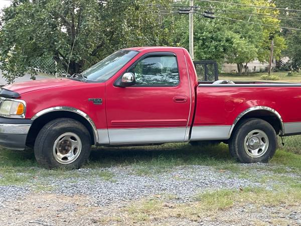Photo 2002 ford f 150 $1,800