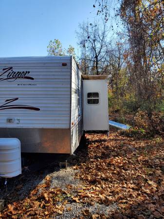Photo 2006 Zinger ZT30BH 32 ft Travel Trailer - $8,900 (Mt Juliet)