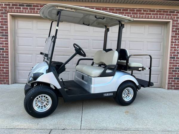 Photo 2019 Yamaha Drive2 48 volt Golf Cart $6,000
