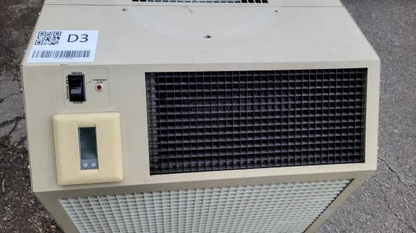 Photo 2-Ton (24,000 BTU) Commercial Portable Air Conditioner (220volt) $2,500