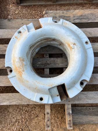 Photo 4 Ford Tractor Wheel weights $400