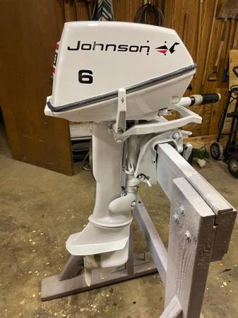 Photo Johnson 6HP Outboard Motor $800