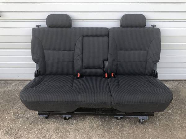 Photo Second Row Seat from 2002 Dodge Durango $250
