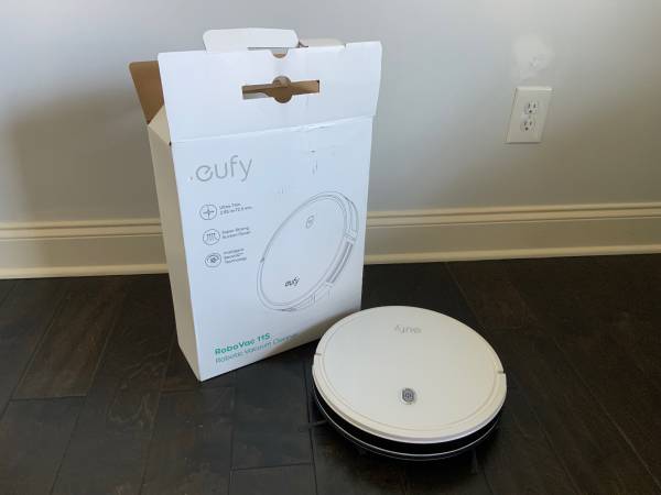 Photo eufy by Anker,Robot Vacuum Cleaner 11S (Slim) $75