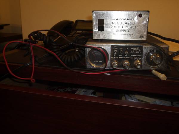Photo CB RADIO AND SCANNER 12 VOLT POWER SUPPLY $35