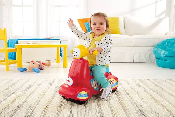 Photo Fisher-Price Laugh  Learn Smart Stages Scooter $10