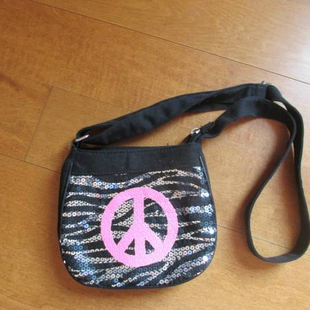 New small Pocket Book with Sequins, Peace sign $1