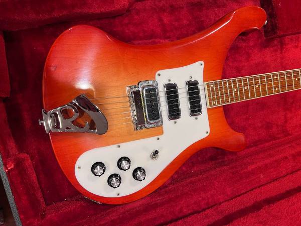 Photo Rickenbacker 483 Guitar $2,799