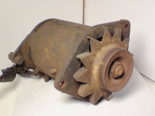 Photo 1954 1955 Mercury  Ford 6 volt Generator - $25 (West Orange)
