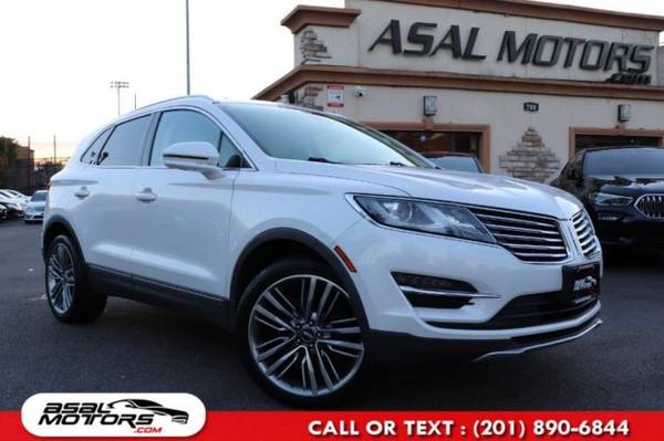 Photo 2016 Lincoln MKC AWD 4dr Reserve $17,950