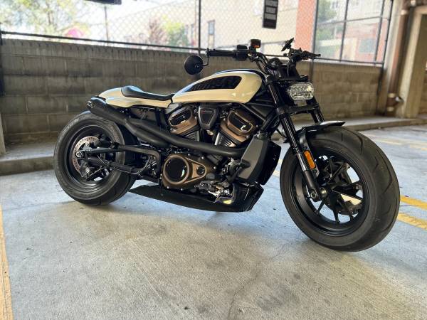 Photo 2023 Harley Davidson Sportster S $15,000