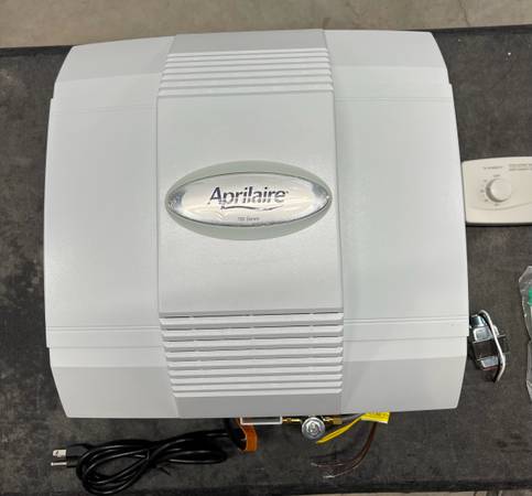 Aprilaire 700M Large Fan Power Humidifier w Manual Humidistat $225