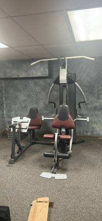 Photo Implex Iron Grip Strength Station Home Gym $500