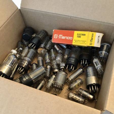 Photo Lot Of 40 Vintage  Antique Untested Vacuum Tubes For Radio Or TV $99
