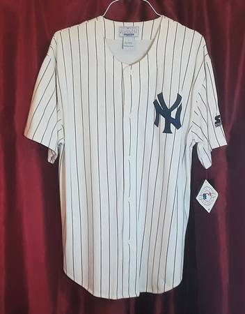 Photo Phil Rizzuto 10 NY Yankees (Vintage Starter Jersey wTags) $40
