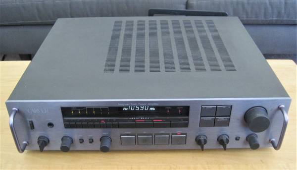 THE CARVER RECEIVER 900 - 90wpc AMFM winput for vinyl $200