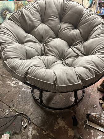 Photo Papasan Chair $70