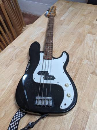 Turner Electric Bass $125