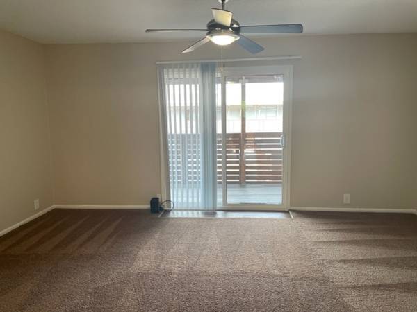 Photo WHATS THE HOLD UP SECURE YOUR 2 BEDROOM TODAY $1,615