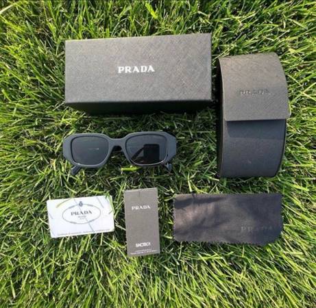 Photo best offer Prada Sunglasses $110