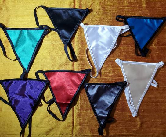 Photo lot of 100 g-string panties - perfect for Mardis Gras throws $60