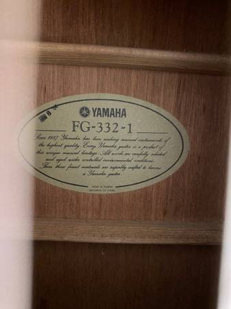Photo 1983 Yamaha FG-332-1 Dreadnought Acoustic Guitar $700