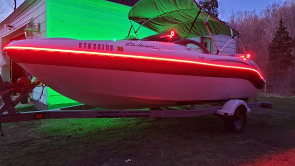 Photo 2003 Sea-Doo Challenger 1800 Jet Boat, fresh water only, 249HP $12,999