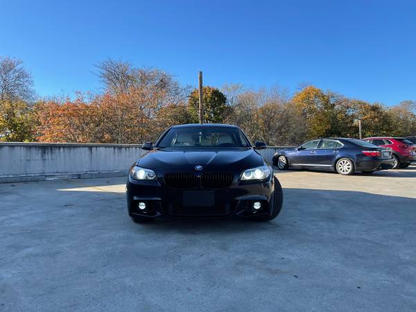 Photo 2016 BMW 528 all-wheel-drive low miles excellent condition Sport M $23,900