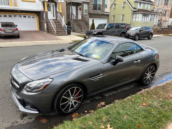 Photo 2017 AMG Roadster Convertible for Sale $35,000