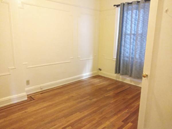 Photo 65TH STREET AND NORTHERN BLVD ONE BEDROOM AVAILABLE $1,800