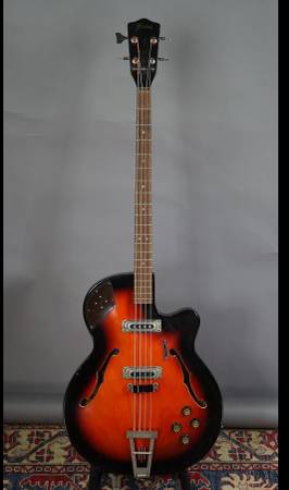 Photo Bass bass guitar electric bass vintage $900
