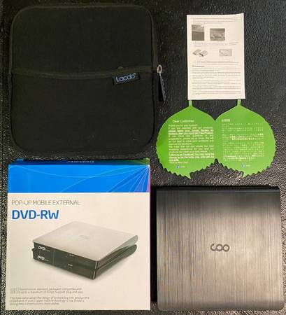 Photo COO POP-UP MOBILE EXTERNAL DVD-RW CD DRIVE OPTICAL DRIVE WITH CASE $30