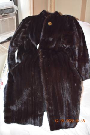 Photo Full length Vintage Natural Brown Mink Fur Coat with Hat $250