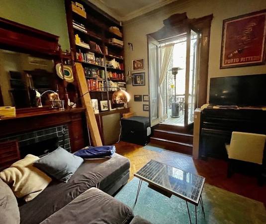 Photo Large deck retail in the heart of historic North Park Slope $1,500