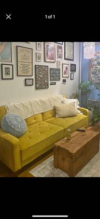 Photo Mid-Century Modern Yellow Velvet Fold-Down Couch $200