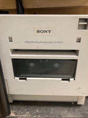Photo Sony Digital Photo Printer (Dye Sublimation) UP GR-700 $100