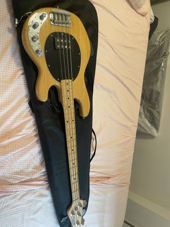 Photo Sterling Music Man Bass $300