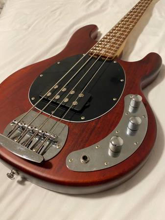 Photo Sterling StingRay RAY4 4-string Bass Guitar - Walnut satin LIKE NEW $250