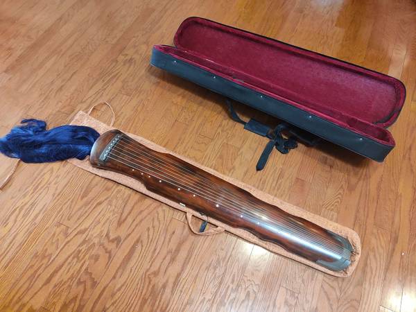 Photo Traditional Chinese Guqin  hard case, electric pickup, and cable $500