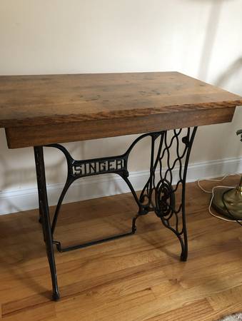 Photo Vintage Singer Sewing Machine Treadle Side Table, Removable Oak Top $165