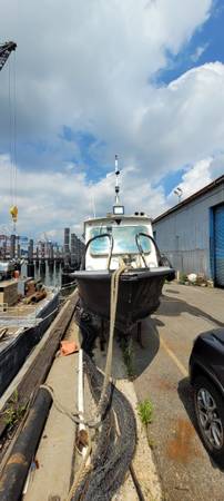 Photo Work boat Crew Boat Tow Boat 24 ft $47,000