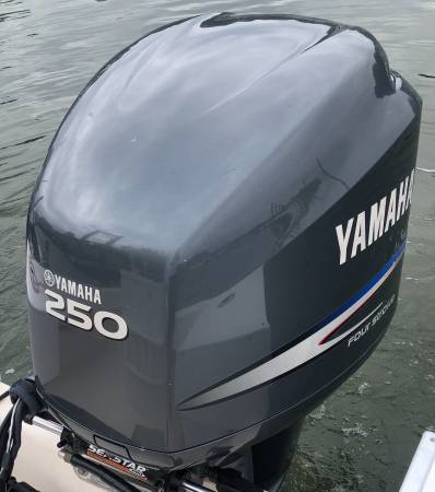 Photo Yamaha 250 HP F250TUR 30 2006 Outboard Engine Motor n rigging $10,000