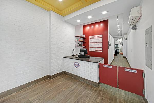 a fully built restaurant space in the lower east side $12,000