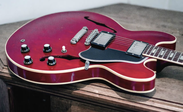 Photo 1962 Gibson ES-335 Guitar