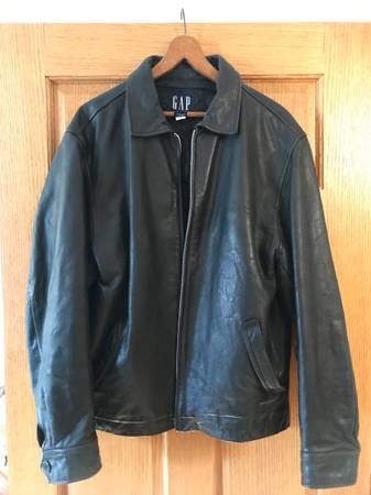 Photo Gap Black Leather Jacket Size M - $50 (Traverse City) lsaquo image 1 of 3 rsaquo (google map)