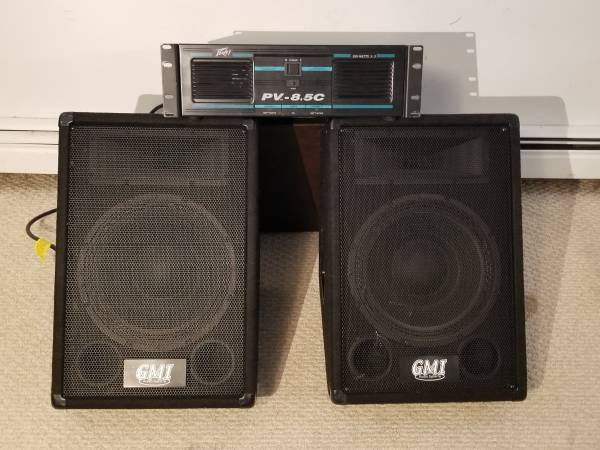 Photo Peavey Stereo PA Amp with Speakers $229